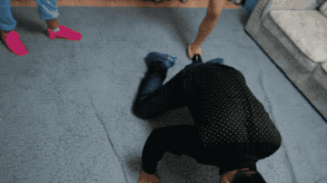 1771927104020001.gif